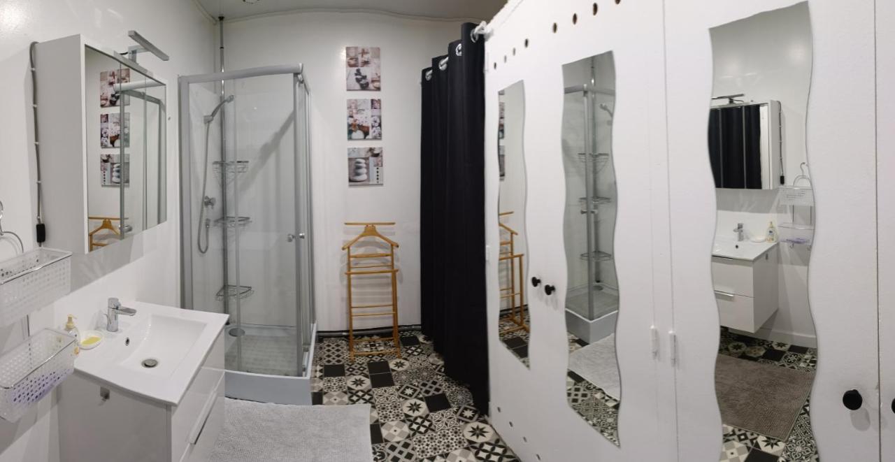 Loft Chez Valy Et Herve Charleville-Mézières Esterno foto